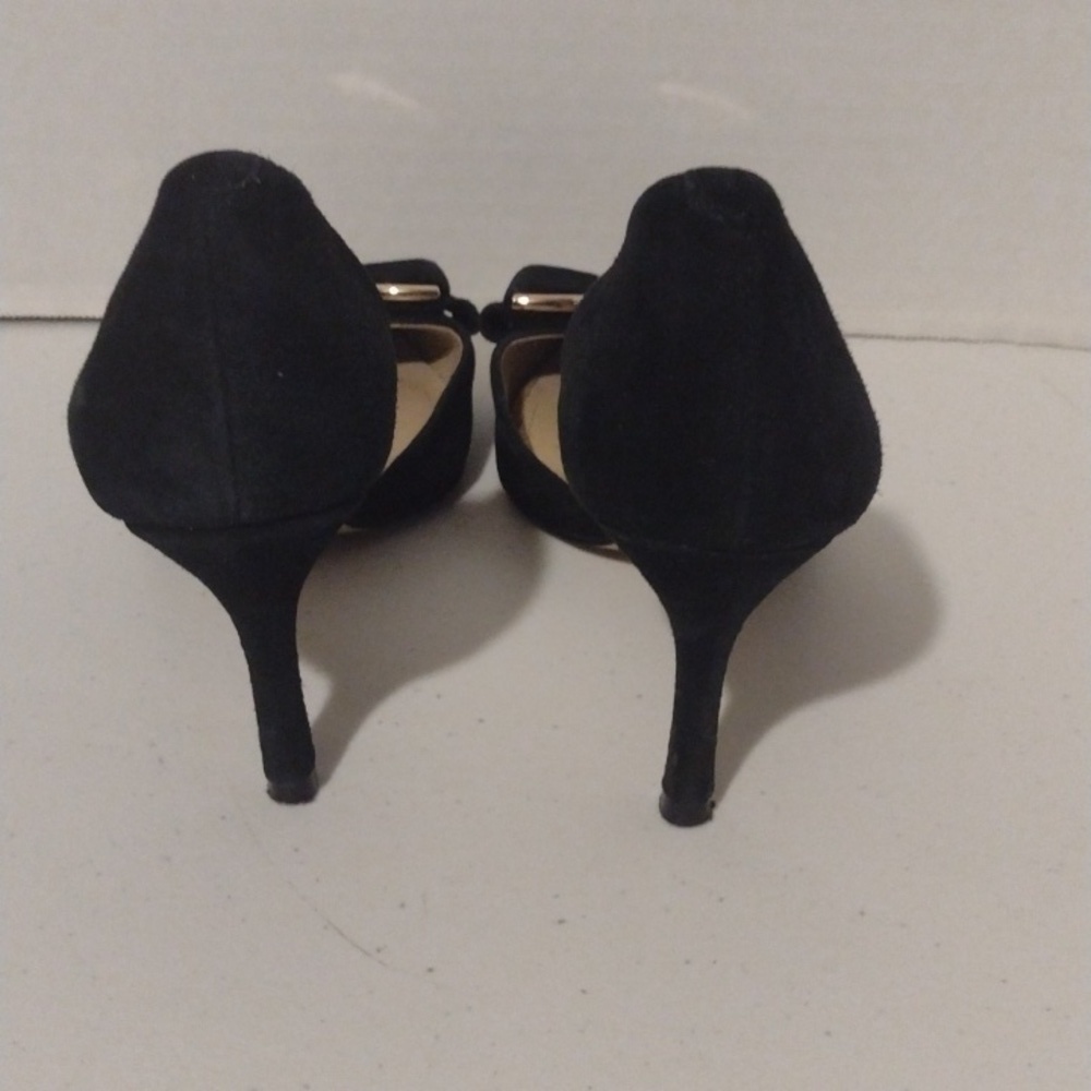 Classy black heel with bow and gold accents 6m bcbgeneration - Picture 2 of 11